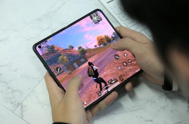 和平精英保时捷IOS免越狱免签名辅助科技